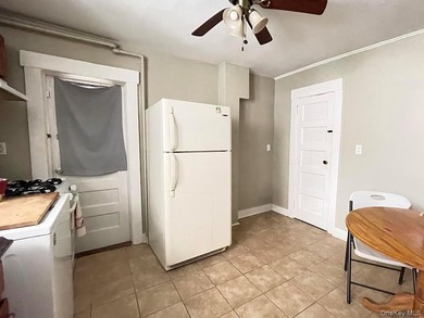 Set on approximately 0.20 acres in a desirable Larchmont - photo 23