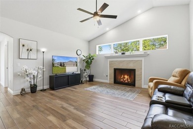 Why wait to build when your Florida dream home is ready right - photo 2
