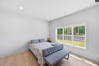 SEE VIRTUAL TOUR. Welcome to 52 Melrose Place in the highly - photo 48