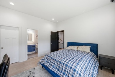 SEE VIRTUAL TOUR. Welcome to 52 Melrose Place in the highly - photo 57