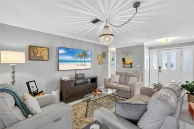 Welcome home to Palm Paradise! This lovely southern rear - photo 12