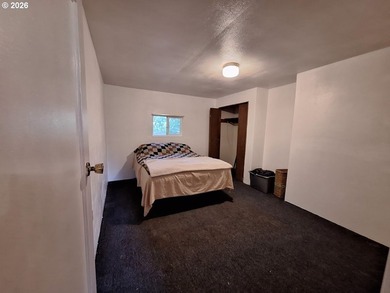 Discover an exceptional multi-dwelling investment opportunity - photo 15