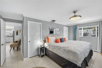 Welcome home to Palm Paradise! This lovely southern rear - photo 20