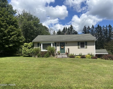 (private lake, pond, coastal) Home For Sale in Bethany Pennsylvania