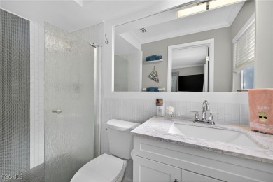 Welcome home to Palm Paradise! This lovely southern rear - photo 22