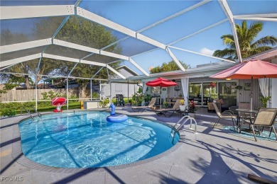 Welcome home to Palm Paradise! This lovely southern rear - photo 32