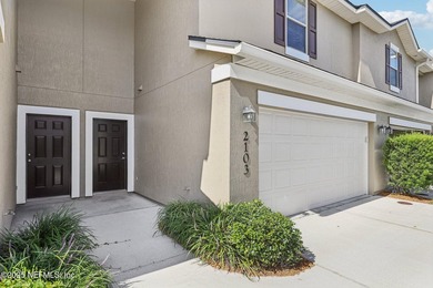 This townhome offers 2 bedrooms, 2.5 baths, and 1,667 sq ft in - photo 4