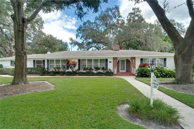 Lake Apopka Home For Sale in Winter Garden Florida