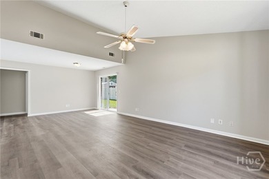 Great location with an affordable price! 3 Bedrooms and 2 Bath - photo 6