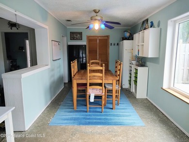 MOTIVATED SELLERS! Enjoy coastal living just minutes from the - photo 11