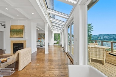 306 Bella Vista Avenue sits in one of Belvedere's most - photo 14
