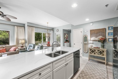 Rarely available in Luau I, this beautifully updated corner-unit - photo 16
