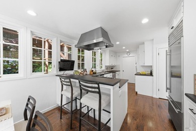306 Bella Vista Avenue sits in one of Belvedere's most - photo 17