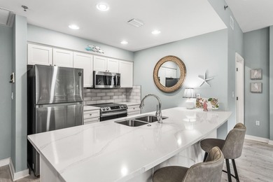 Rarely available in Luau I, this beautifully updated corner-unit - photo 18
