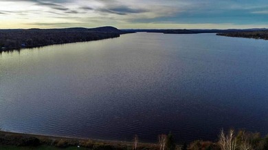 Lake Front Property On Portage Lake. Rare Find, Definitely - photo 8