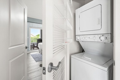 Rarely available in Luau I, this beautifully updated corner-unit - photo 26