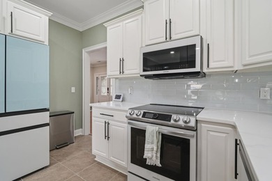 Three-bedroom, two-bathroom, single-story single-family home on - photo 27
