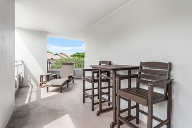 Rarely available in Luau I, this beautifully updated corner-unit - photo 28