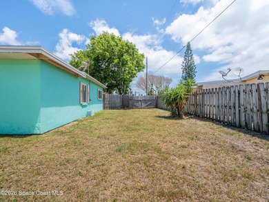 MOTIVATED SELLERS! Enjoy coastal living just minutes from the - photo 31