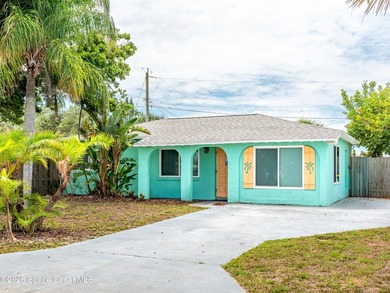 MOTIVATED SELLERS! Enjoy coastal living just minutes from the - photo 32