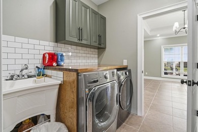 Three-bedroom, two-bathroom, single-story single-family home on - photo 38