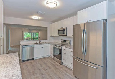 PRICE DROP!! Welcome to Your Everyday ''Staycation''! Move right - photo 5