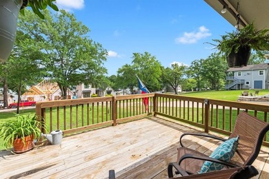 Enjoy the lake lifestyle living directly across from premium - photo 6