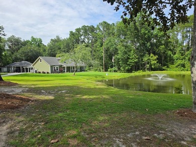 Welcome home to your own private oasis. Nestled in a quiet, cozy - photo 3