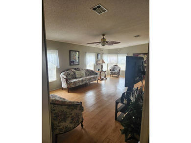Welcome to this spacious 2-bedroom/2-bath home, ready for its - photo 7
