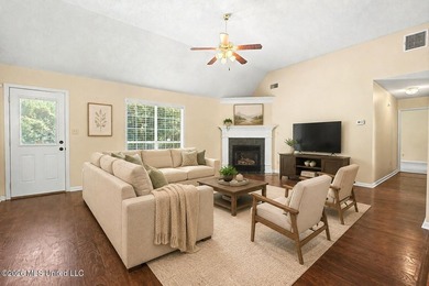 One-level split plan - Wooded backyard/no backdoor neighbors - - photo 2