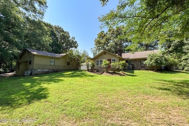 Escape to the peace and privacy of country living at 141 Oakdale - photo 5
