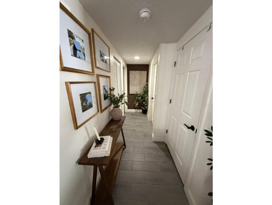 Completely renovated 1- bedroom, 1- bathroom condominium - photo 5