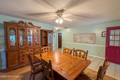 Escape to the peace and privacy of country living at 141 Oakdale - photo 7