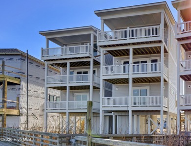 Live the Dream Waterfront Lifestyle in Blue Water. 5 bedrooms, 4