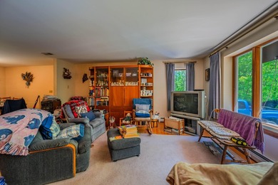 Welcome to 81 Babbidge Road in desirable Falmouth, a peaceful - photo 19