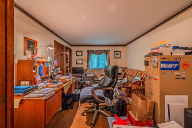Welcome to 81 Babbidge Road in desirable Falmouth, a peaceful - photo 22