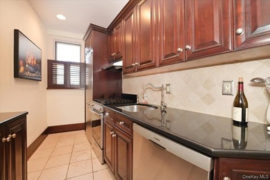 GREAT NECK PLAZA 11021 - 1 Bed - 1 Bath // Proudly presenting a - photo 23