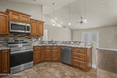 Welcome to Gulf Haven, where space, privacy, and convenience - photo 4