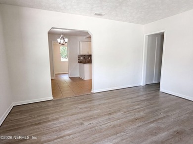 5928 Lake Ridge Ave is a residence with a functional layout and - photo 6