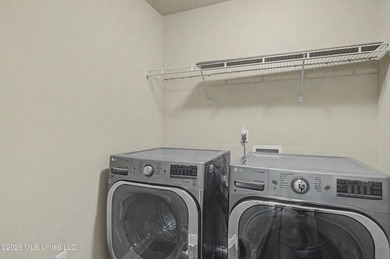 Welcome to Gulf Haven, where space, privacy, and convenience - photo 7
