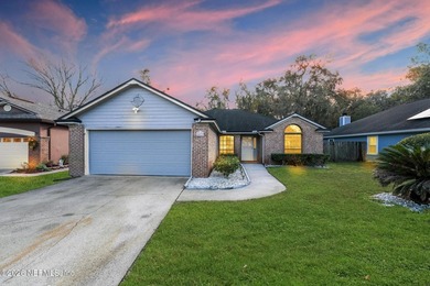 ***OPEN HOUSE Saturday, July 18th 12PM-3PM***Welcome home to - photo 1