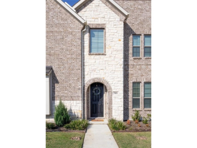 Joe Pool Lake Townhome/Townhouse For Sale in Grand Prairie Texas