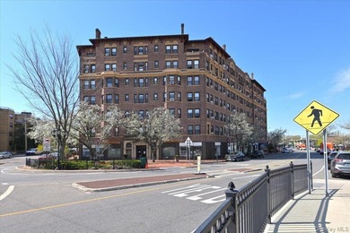 GREAT NECK PLAZA 11021 - 1 Bed - 1 Bath // Proudly presenting a - photo 35