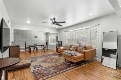 Beautifully Renovated 4 Bedroom, 3 Bathroom Brick Ranch style - photo 6
