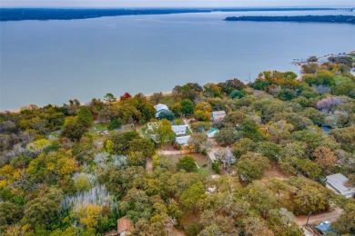 Lake Lot For Sale in Shady Shores, Texas