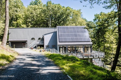 Lake Home For Sale in Dingmans Ferry, Pennsylvania