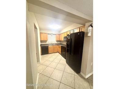 Great opportunity to own this income producing condominium in - photo 8