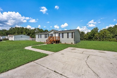 Welcome home to peaceful country living! Nestled on 1 beautiful - photo 4