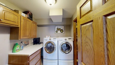 Exquisitely maintained ranch-style home. SOLD - photo 6