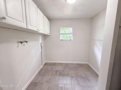 1340 Ottawa Ave is a single-story Jacksonville home with an open - photo 8